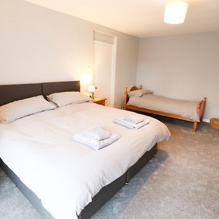 Woodside Ash Hot Tub & Pool Apartment Bideford Exterior photo