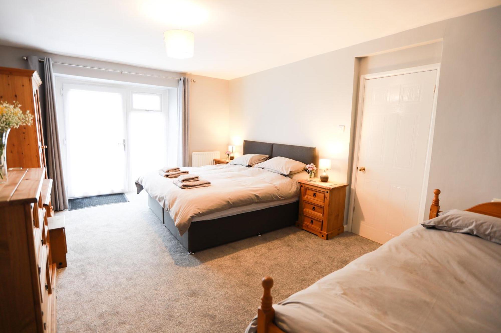 Woodside Ash Hot Tub & Pool Apartment Bideford Exterior photo