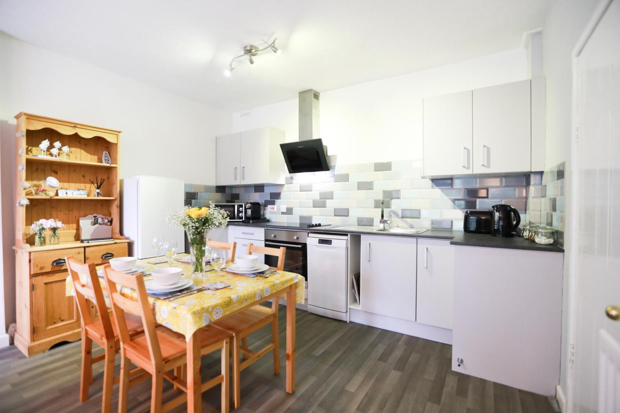 Woodside Ash Hot Tub & Pool Apartment Bideford Exterior photo